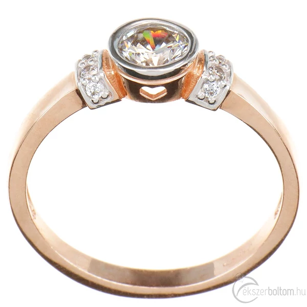 Arany eljegyzési gyűrű