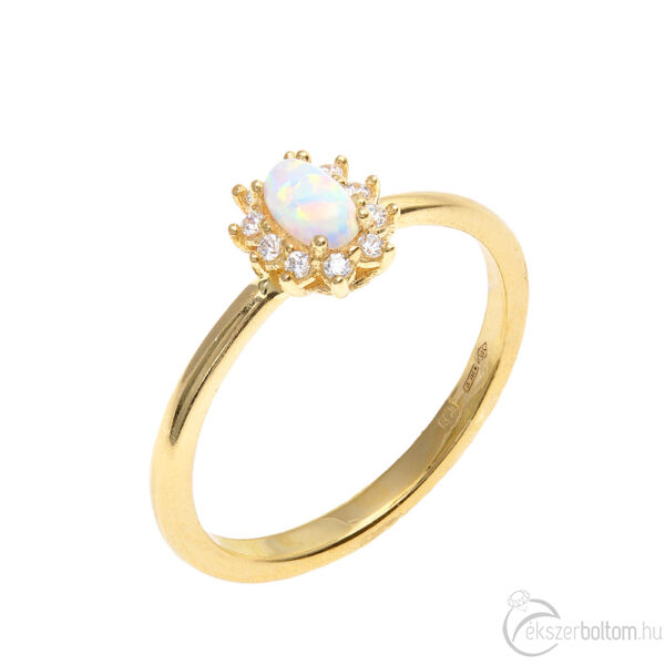 Ovális formájú opál és cirkónia köves, sárga arany gyűrű (52-es méret)