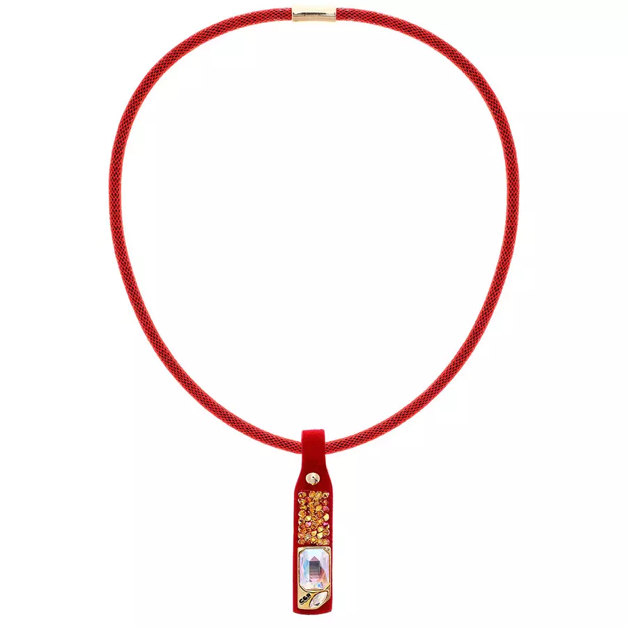 Cango & Rinaldi LILLY vékony piros nyaklánc, aranyszínű fémkellékkel, és arany kristállyal