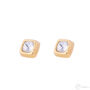 Kép 1/2 - Cango & Rinaldi Cube arany színű fülbevaló kristály kővel