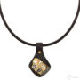 Kép 1/3 - Cango & Rinaldi Secret Garden fekete bőr nyaklánc arany színű, pillangó alakú dísszel, arany színű kis kövekkel